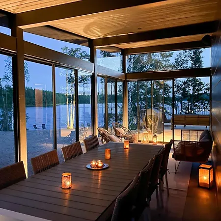 Villa Luxury Waterfront Villa With A Private Jacuzzi